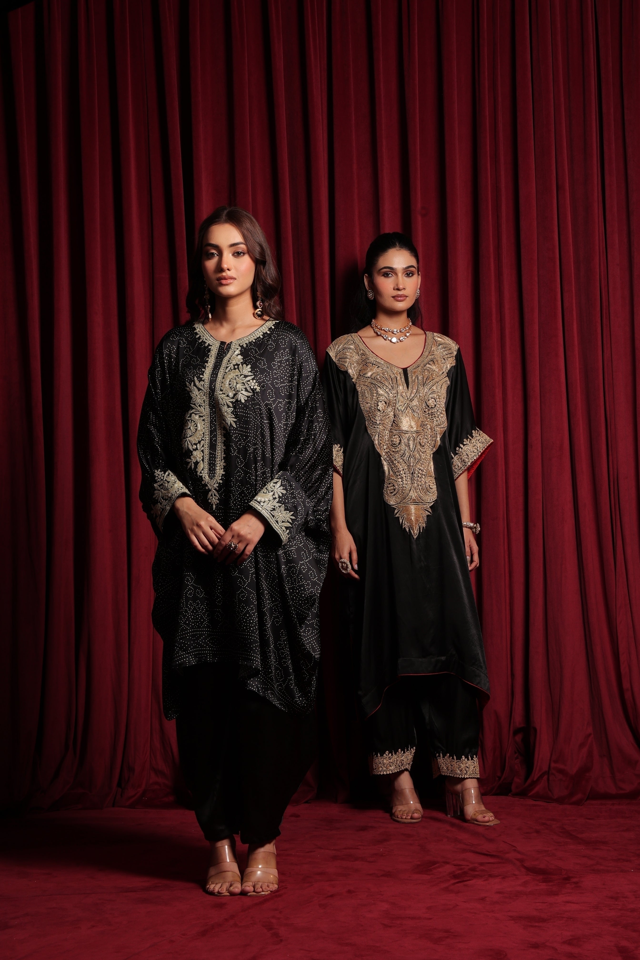 AAROHI TILLA EMBROIDED KURTA SET - BLACK