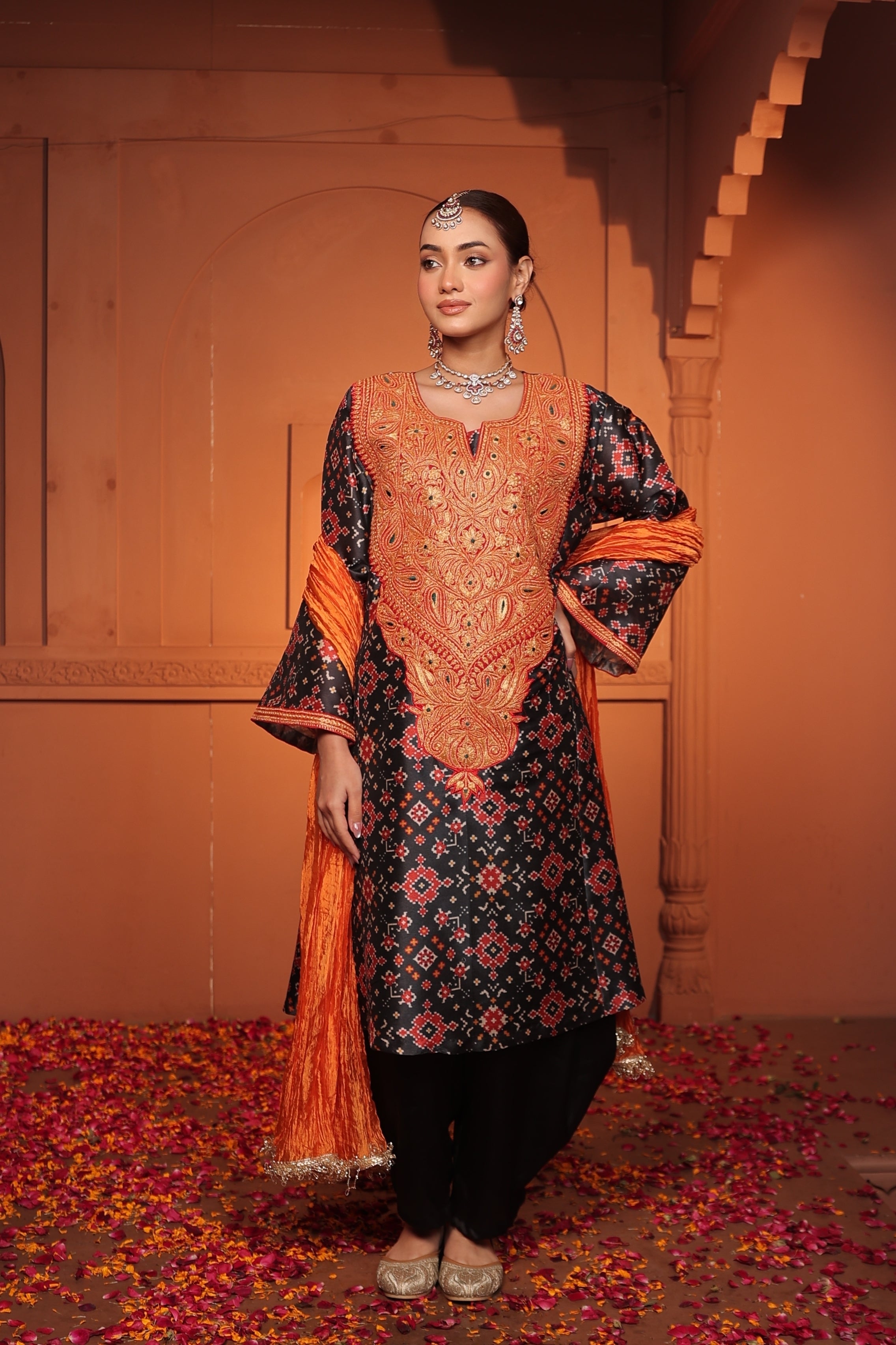 ALIYA  TILLA EMBROIDED PATOLA KURTA SET - BLACK