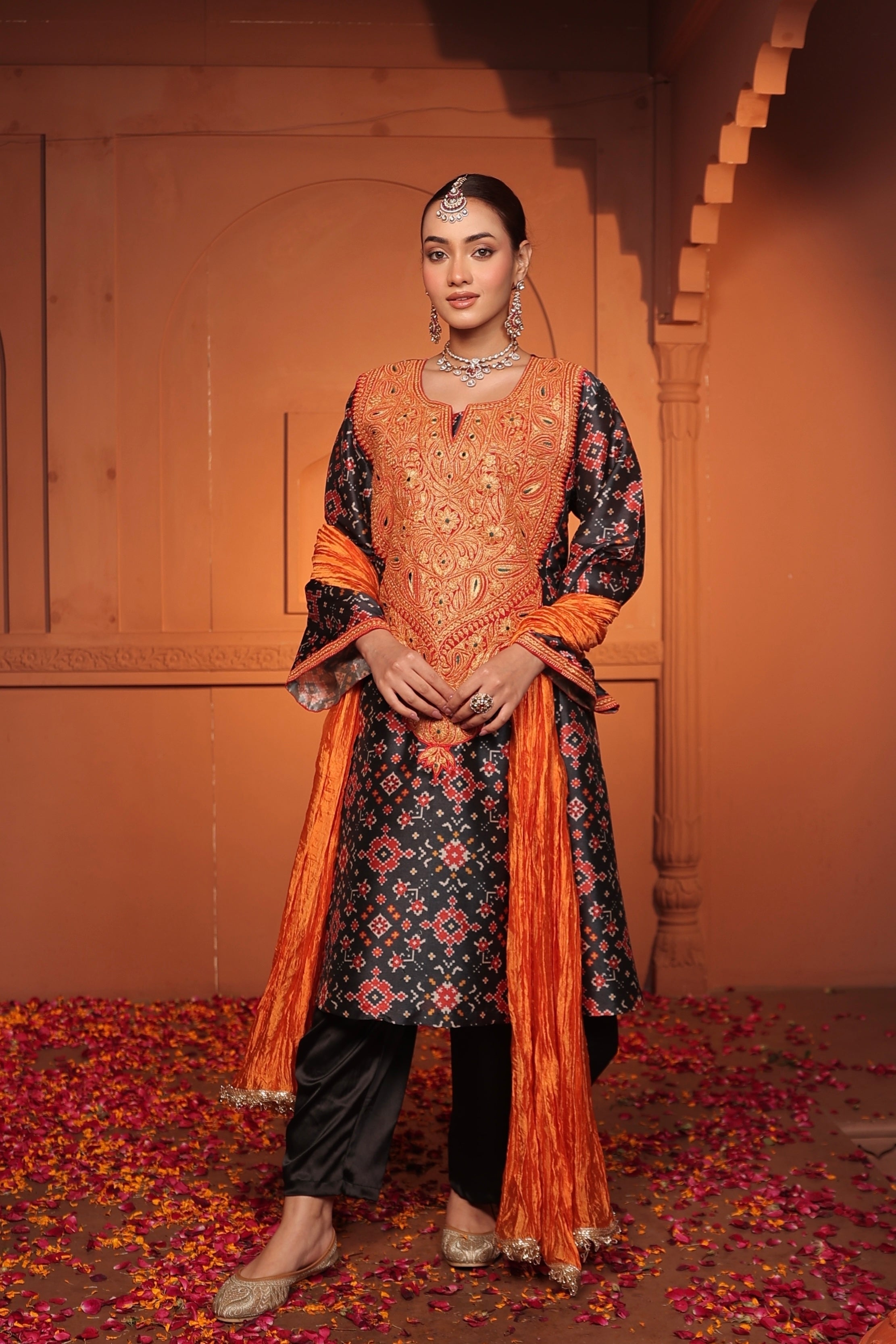 ALIYA  TILLA EMBROIDED PATOLA KURTA SET - BLACK
