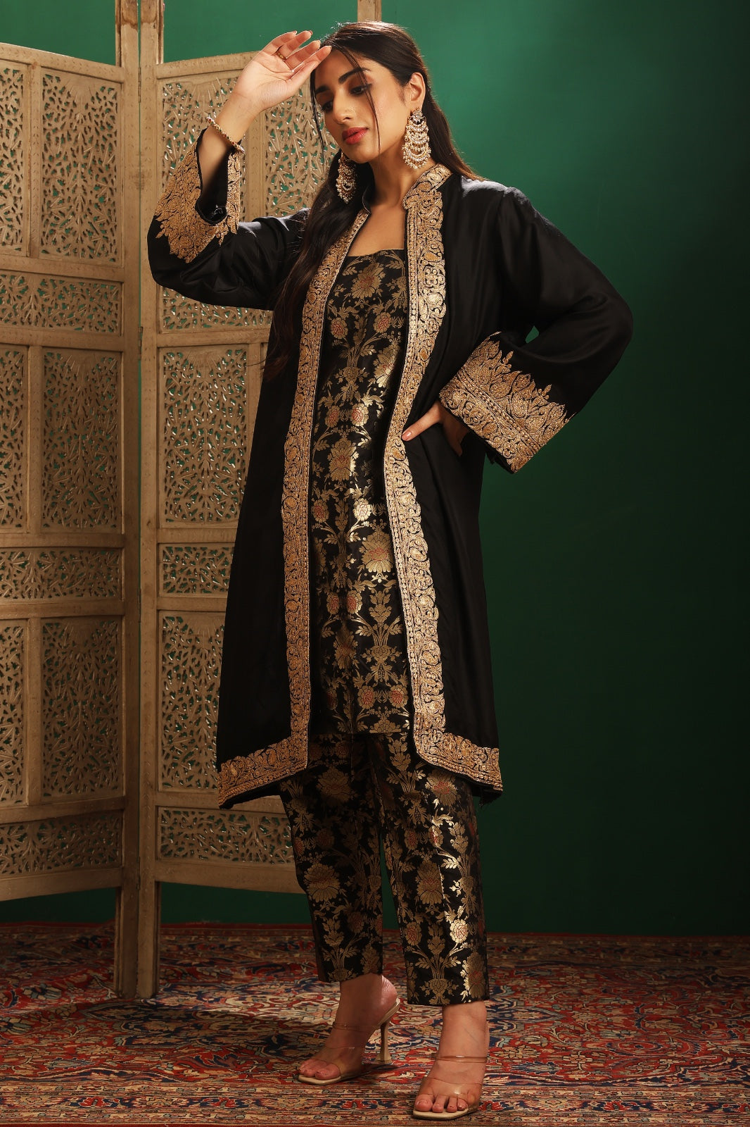 KAINA TILLA EMBROIDED BLACK JACKET