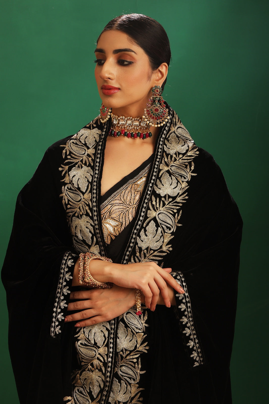 RUH  VELVET TILLA EMBROIDED CAPE - BLACK