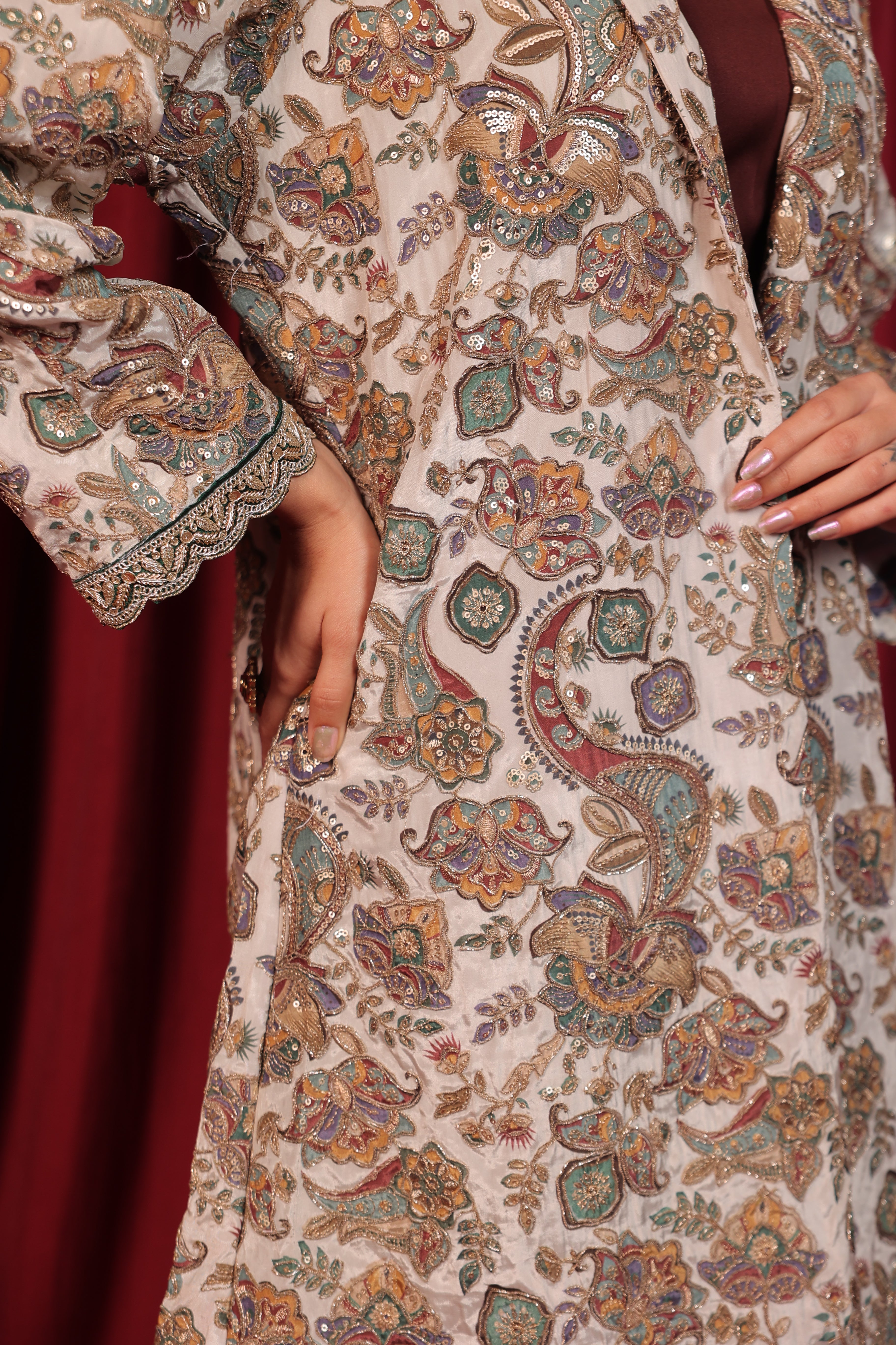 SAAZ EMBROIDED JACKET - WHITE