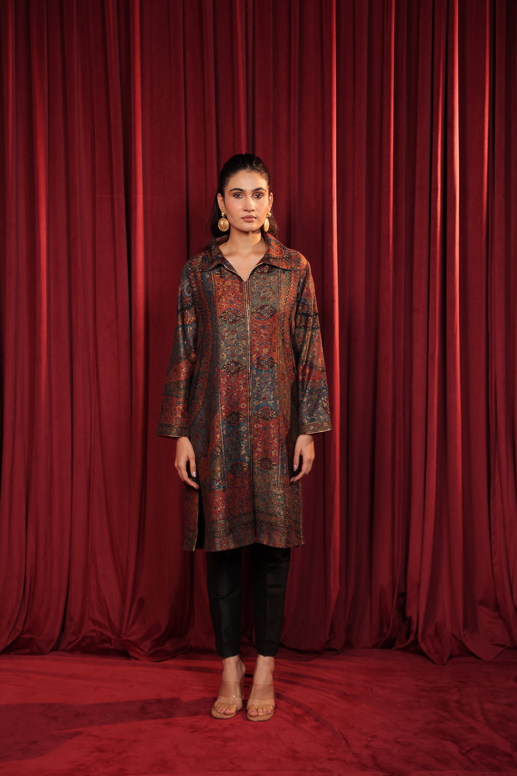 SAMAA JACKET - BLACK