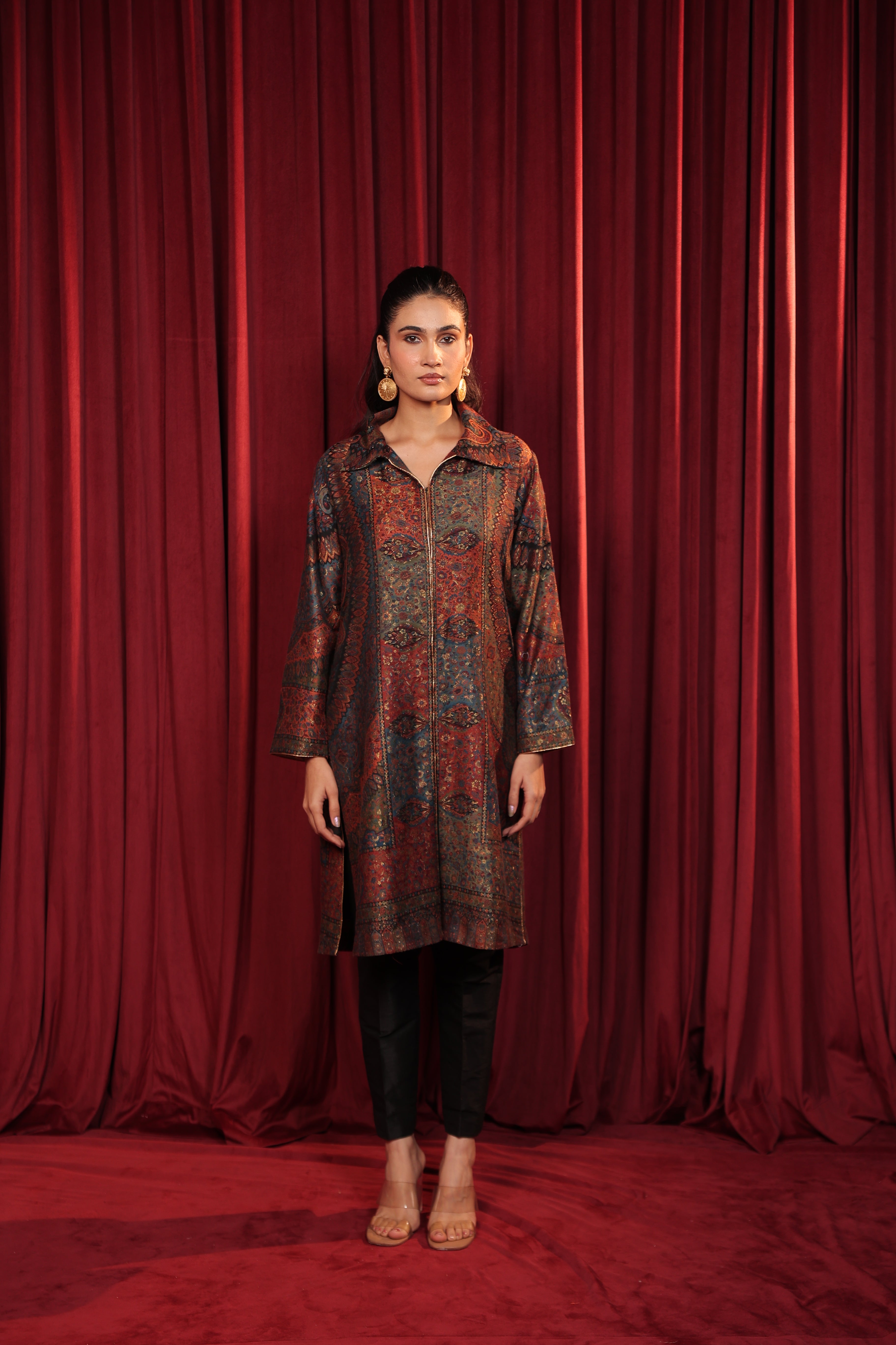 SAMAA JACKET - BLACK