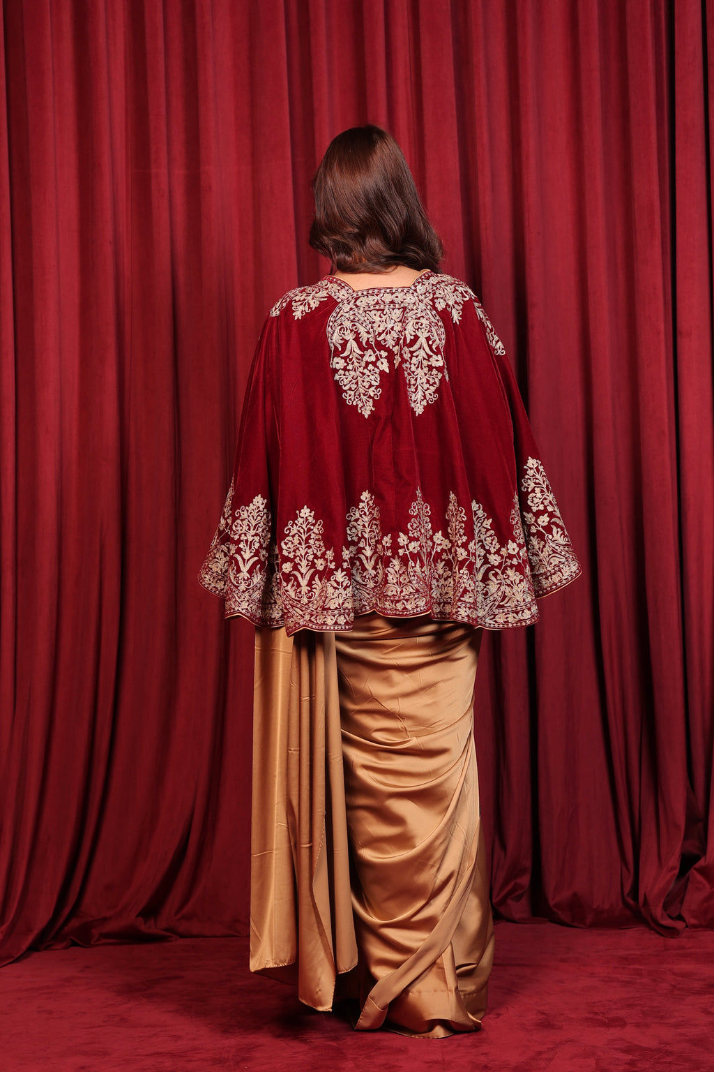 SHAHEEN VELVET TILLA EMBROIDED CAPE - MAROON
