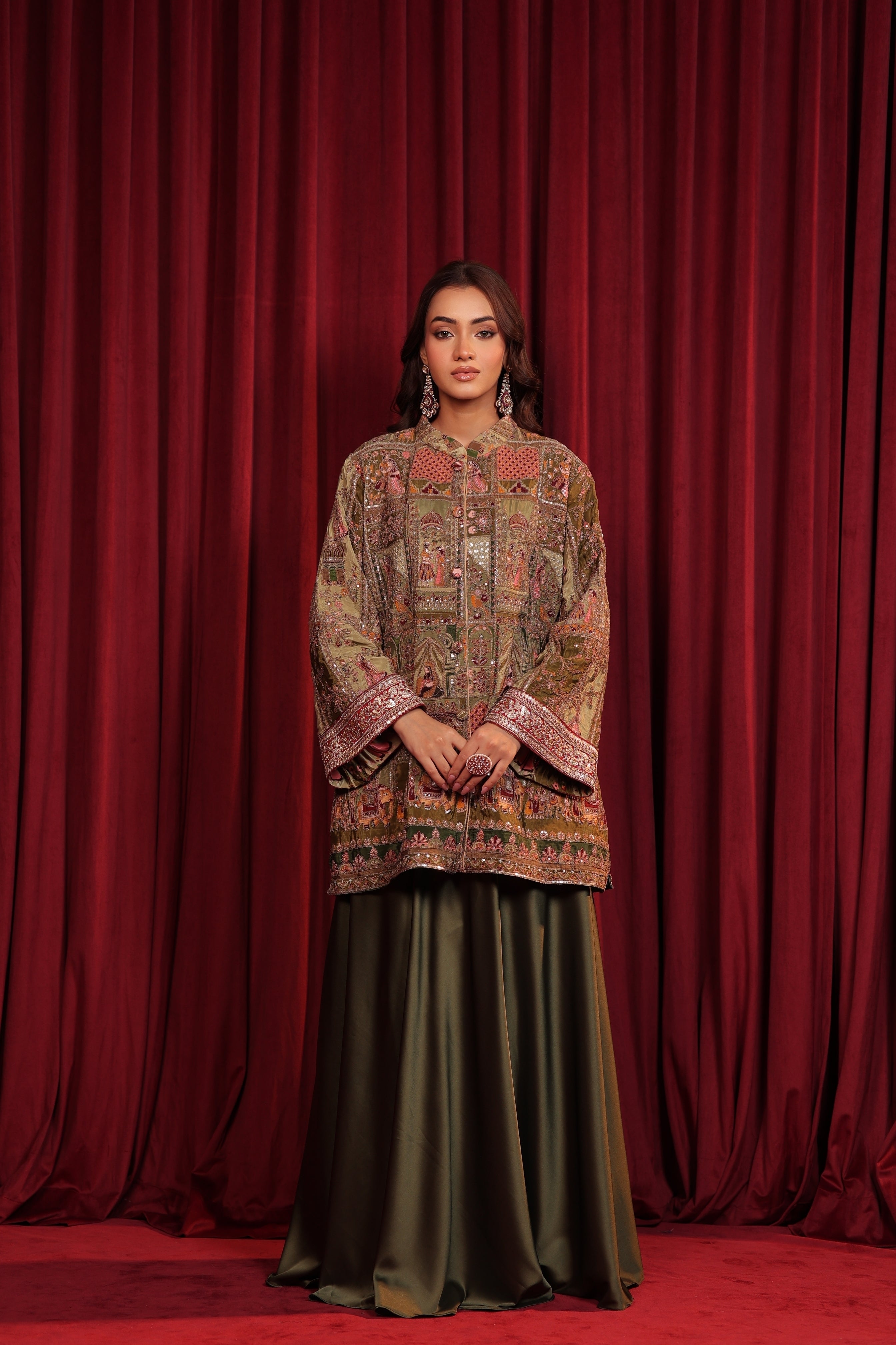 SHEEN EMBROIDED JACKET SET - GREEN