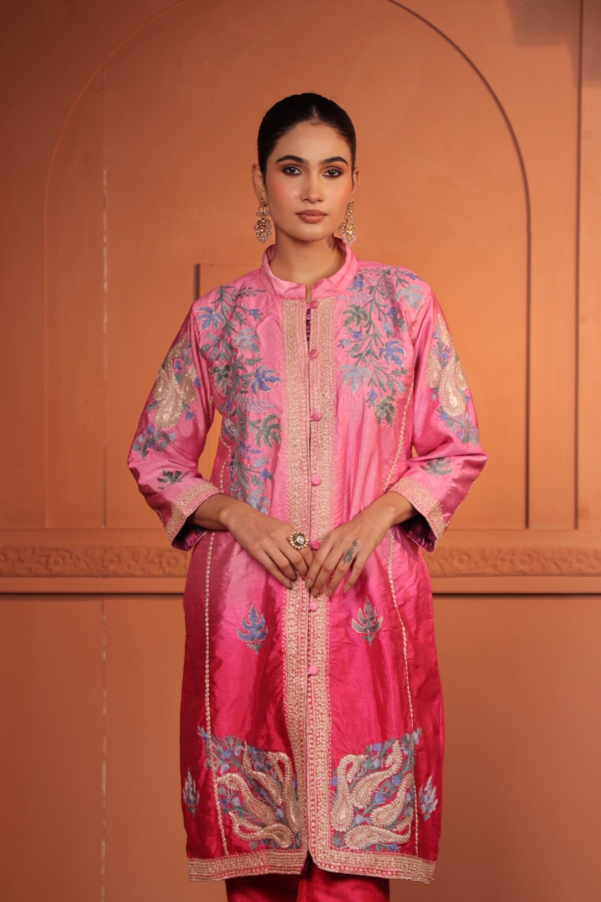 TAHIRA EMBROIDED JACKET - PINK