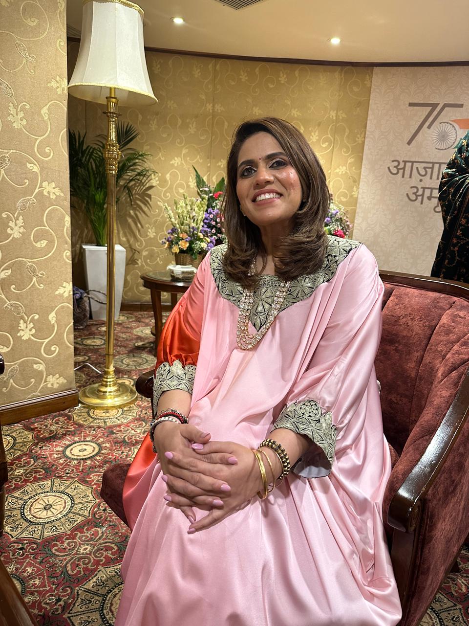 AYRA KASHMIRI EMBROIDED KAFTAN SET - OMBRE PINK