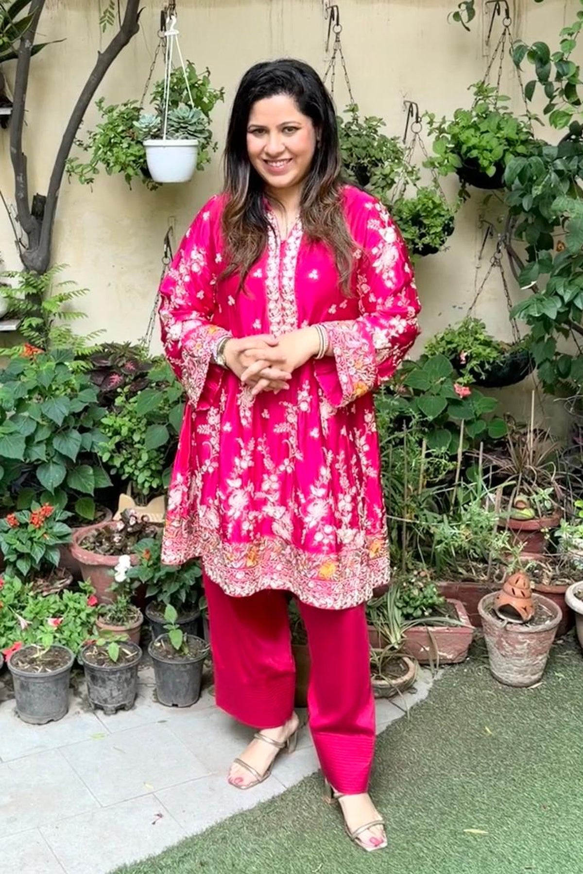 MEHEK GARA EMBROIDED KURTA SET - PINK